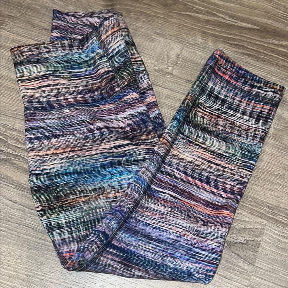 *Lululemon Wunder Train High-Rise Crop 21" - Size 6